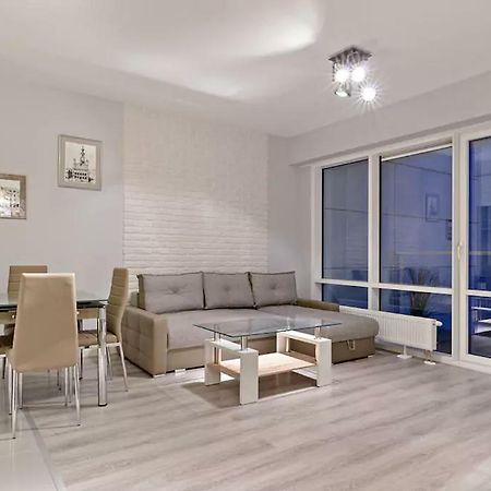 Strict Center Towarowa Apartment Познан Екстериор снимка
