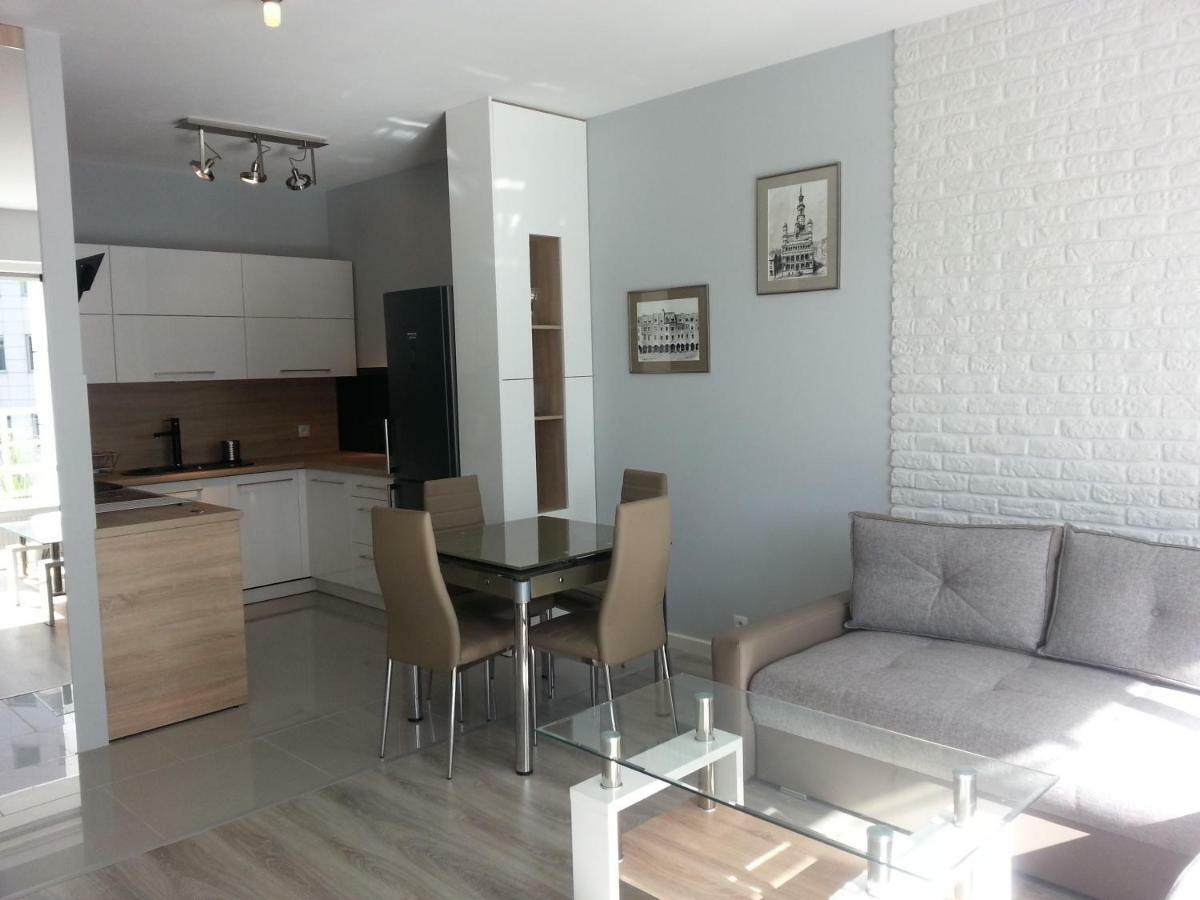 Strict Center Towarowa Apartment Познан Екстериор снимка