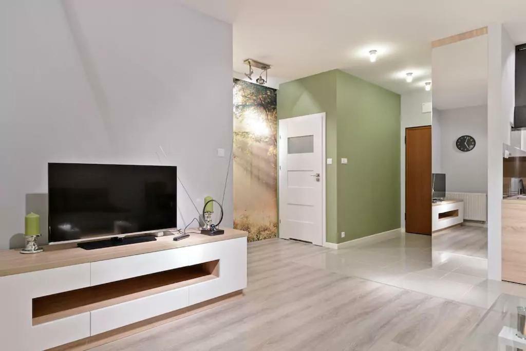 Strict Center Towarowa Apartment Познан Екстериор снимка